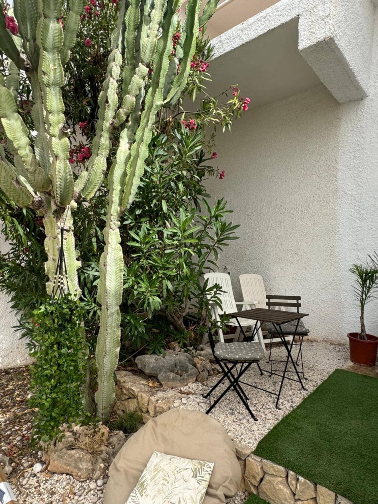 Casa Joanna With Swimming Pool Apartamento L'Alfas del Pi Exterior foto